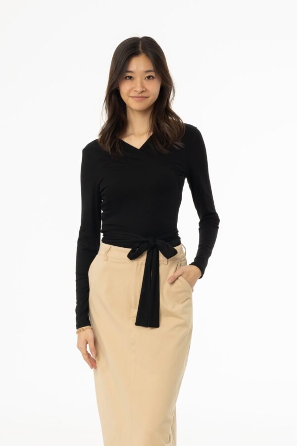 Black Solid Wrap T-Shirt