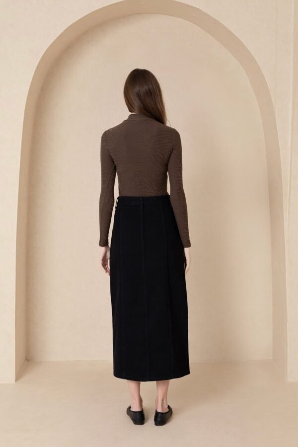 Black Straight Denim Skirt - Image 3